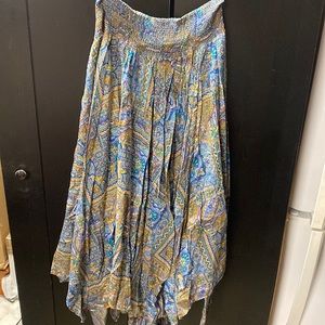 Boho skirt with high slits on both sides